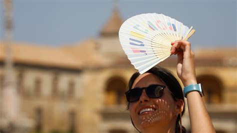 Las Temperaturas Suben Este Lunes Y Ponen En Riesgo Por Calor A