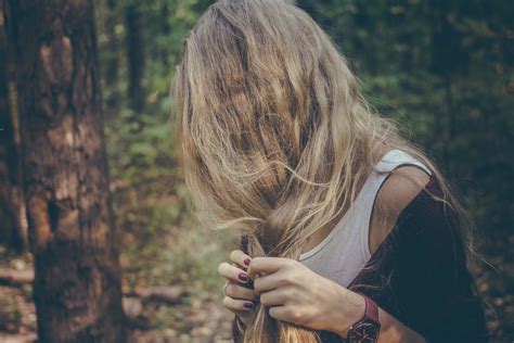 Kostenlose Foto Baum Natur Wald Gras Person M Dchen Frau Haar