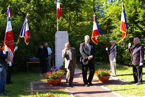 Neuville sur Saône La commune rend hommage aux fusillés du 12 juin 1944