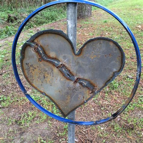 Pin By Mary Mills On Heart Metal Garden Metal Yard Art Junk Metal