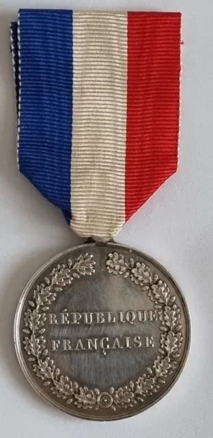 MÉDAILLE ARGENT COURAGE et dévouement 2e république ministère marine