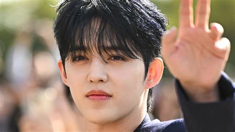 SEVENTEEN’s S.Coups Perfectly Matched His Hair to His Blazer at Loewe — See Photos | Teen Vogue