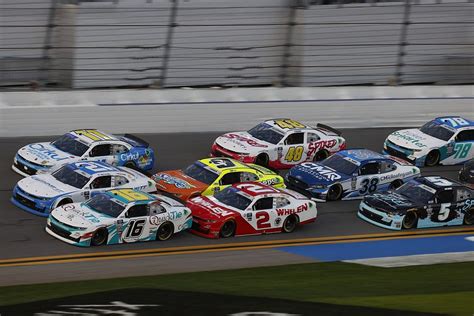 Cw To Broadcast All Nascar Xfinity Races Through 2031