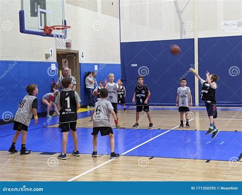 Kids Playing Basketball Indoor Editorial Image - Image of basketball ...