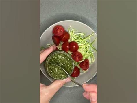 "Спагетти" цукини с соусом песто /Zucchini "pasta" with pesto. #shorts ...