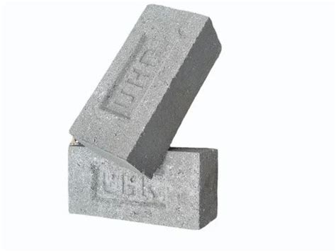 Concrete Cement Brick Size 9 In X 3 In X 2 In At Rs 8 Piece In