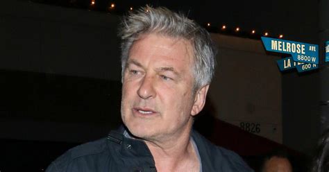 Alec Baldwin Hasnt Turned Over Cellphone Despite Search Warrant