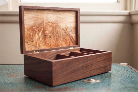 Handmade Walnut Maple Jewelry Box Jewelry Box Plans Jewelry Box