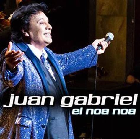 PoluxWeb Juan Gabriel Celebra Con El Noa Noa