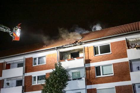 Vahrenheide Balkonbrand greift auf Dachstuhl über Langenhagen