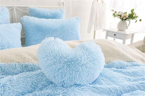 How To Make A Fluffy Blanket Fluffy Again