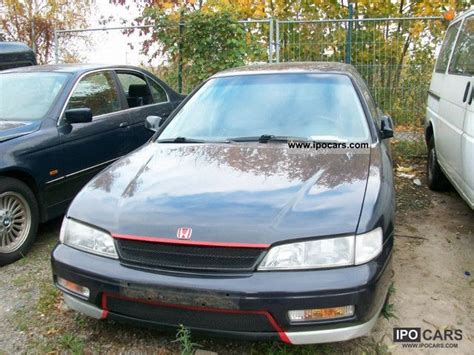 1995 Honda Accord 20i Aerodeck Es Car Photo And Specs