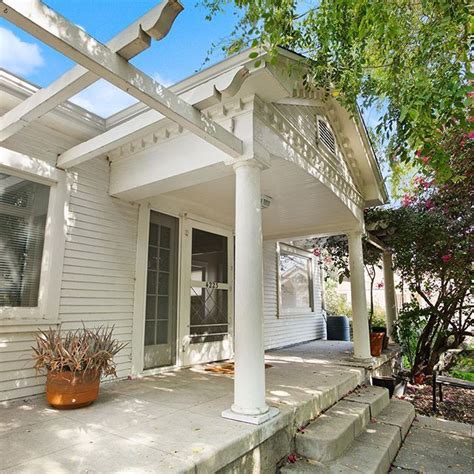 Two Sunny Adorable California Bungalows On A Sq Ft Lot In Mount