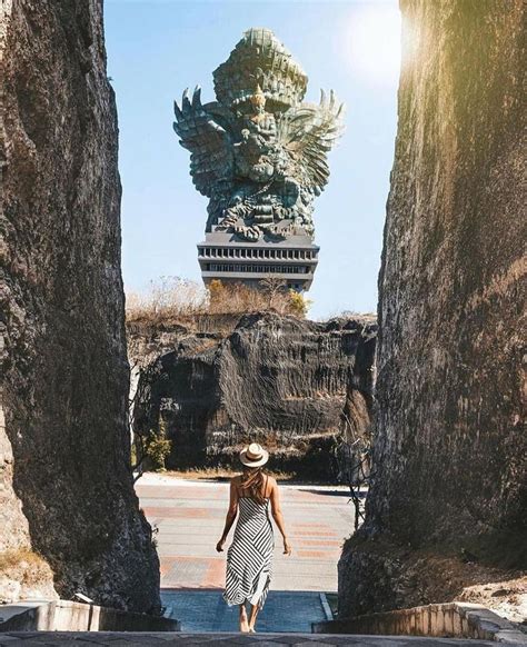 HAPPY BALI WEDDING Di Instagram Strolling Arround The Biggest Garuda