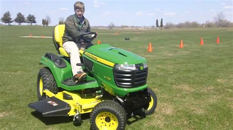 John Deere Riding Mower X739 With 4 Wheel Steering Youtube