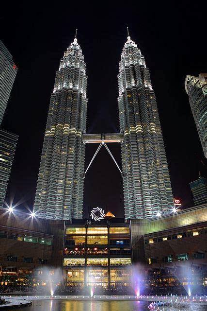 Menara Berkembar Petronas Kuala Lumpur City Travel Tower