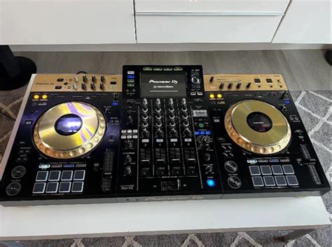 Pioneer XDJ XZ N Limited Gold 4ch All In One DJ System