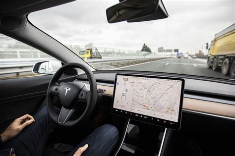 Tesla wants to share technology for self-driving cars - Techzle