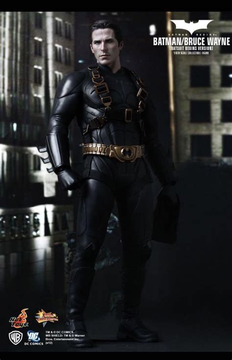 Hot Toys Batman Begins Batsuit Bruce Wayne Toy Fair Exclusive The Dark