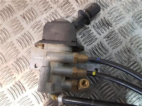 WABCO Proporcional Hand Brake Valve For Volvo FL 7 Truck For Sale Spain