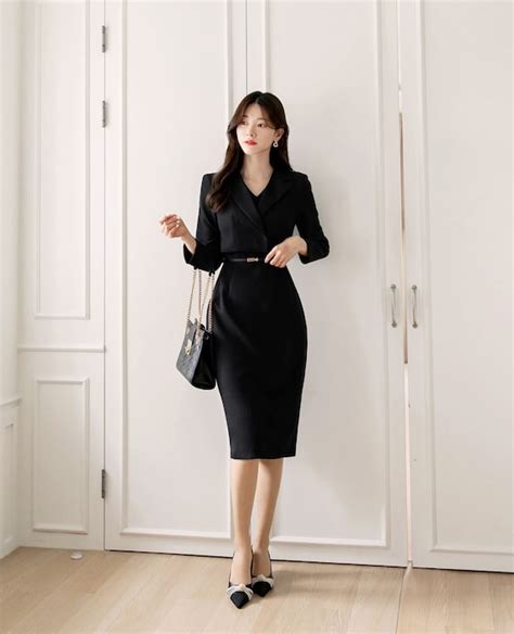 Arriba 30+ imagen korean formal outfit for women - Abzlocal.mx