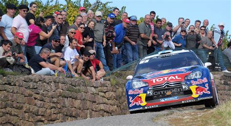 Rallye de France Loeb en tête Latvala en embuscade