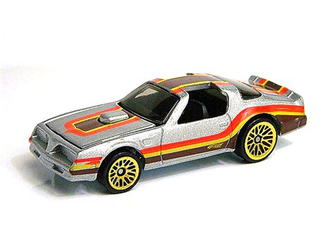 T Hunted Hot Wheels Decades quase no fim da série
