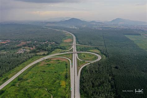 JALAN TOL TRANS SUMATERA MENJADI INFRASTRUKTUR PENOPANG EKONOMI SUMATRA