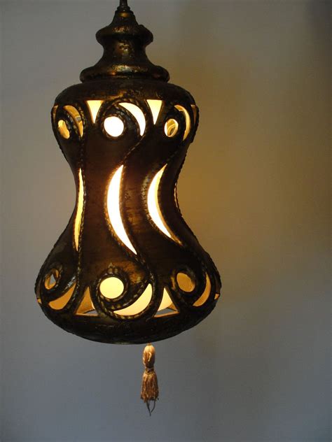 Unique Vintage 1960s Swag Hanging Lamp Gold Metal With Tassel Pull 140 00 Via Etsy Hanging