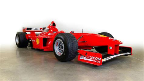 Ferrari Pilotada Por Michael Schumacher Em Leiloada Por R