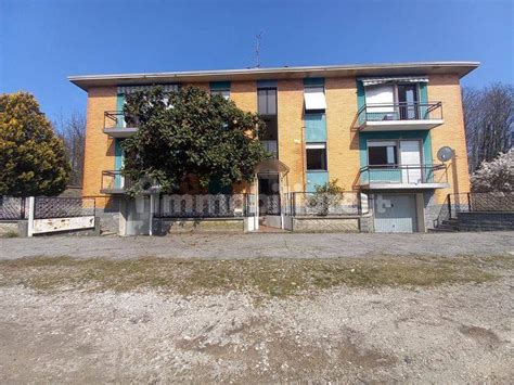 Vendita Appartamento Gallarate Trilocale In Via Curtatone 83 Buono