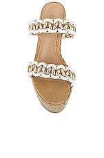 Schutz Juliet Wedge In Light Nude Revolve