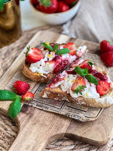 Bruschetta Aardbei Burrata CookingQueens