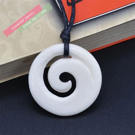 Free Shipping Pc New Zealand Maori Handmade Carved Yak Bone Necklace