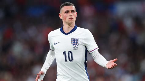 Former England Manager Hits Out At Phil Foden Role For England Dazn