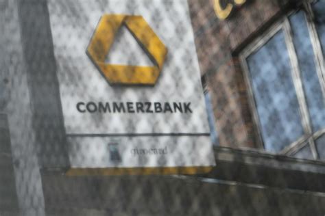 Commerzbank Übernahme durch UniCredit Regierung sollte froh sein