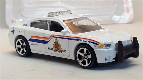 Matchbox Dodge Charger Pursuit No29 Rcmp Police Car 164 A Photo On Flickriver