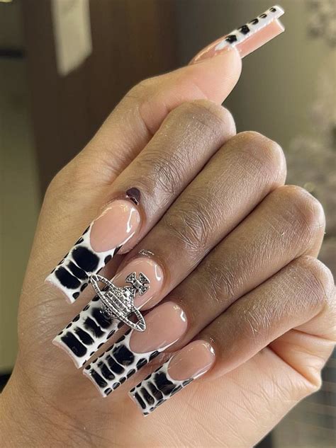 Pin By Tamyia On Fresh Set Unique Acrylic Nails Acrylic Nails