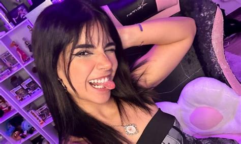 La Velada Del Año 4 Fotos Ella Es Alana Flores La Streamer Mexicana