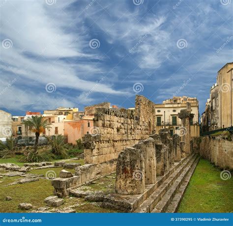 Ancient Greek Apollo S Temple Syracuse Siracusa Sarausa Stock