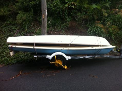 Laser Hull In Need Of Repair Nr No Reserve (Top Boat In Photo) for sale ...