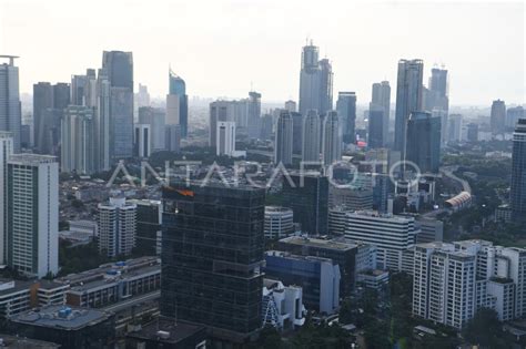 PROYEKSI PERTUMBUHAN EKONOMI KUARTAL II 2021 ANTARA Foto