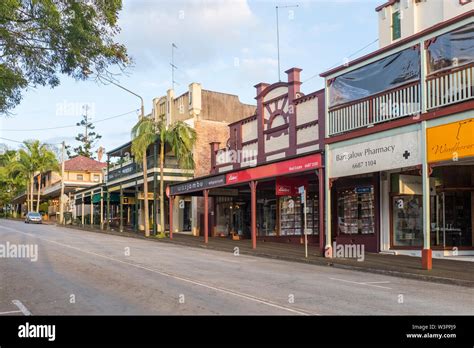 Byron Bay Main Street New Hi Res Stock Photography And Images Alamy