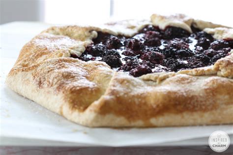 Blackberry Crostata Recipe - a simple way to make a pie!