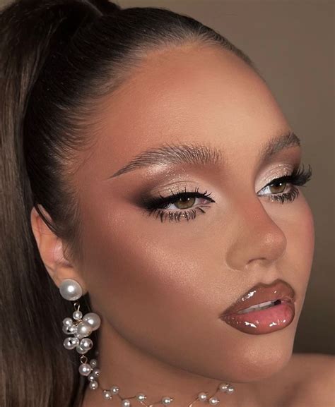 Pin By Yeshua Visuals On Makeup In 2024 Classy Makeup Fashion Makeup