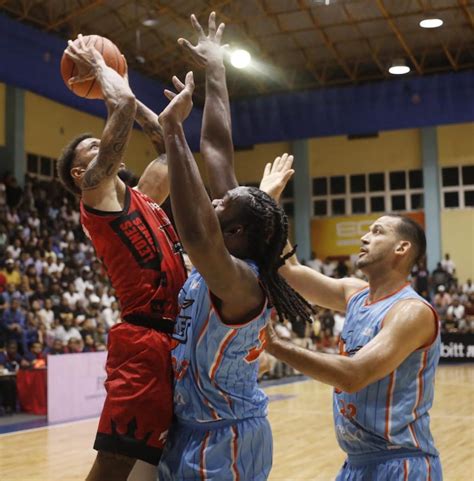 Manolitoenelplay Leones De Santo Domingo Se Anotan Primer Triunfo De