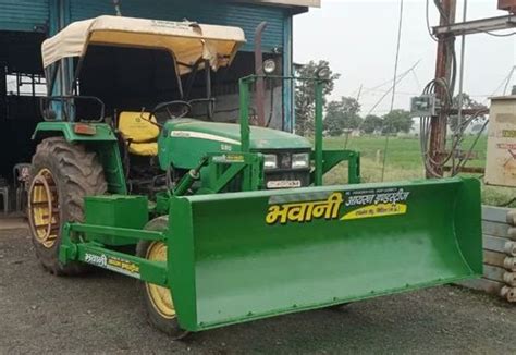 Cast Iron Kg Tractor Front Dozer Feet At Best Price In Vidisha