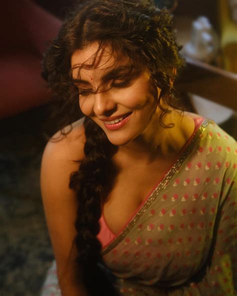 Anveshi Jain Web Series: Wiki, Bra Size & more 2024