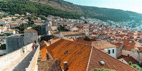 Dubrovnik Walls Walk: Essential Guide to a Memorable Croatian Experience