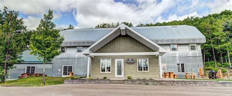 Auberge Ma Cabane En Gaspésie Restaurant Québec Maritime